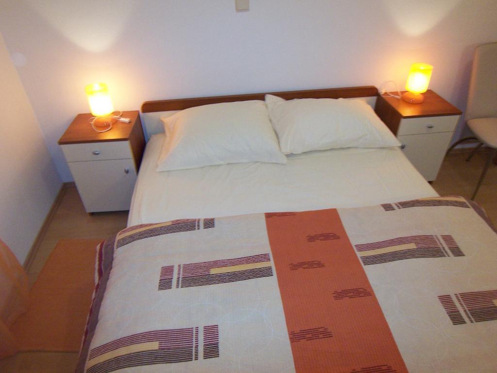 Apartments Croatia Brac Supetar Exterior photo